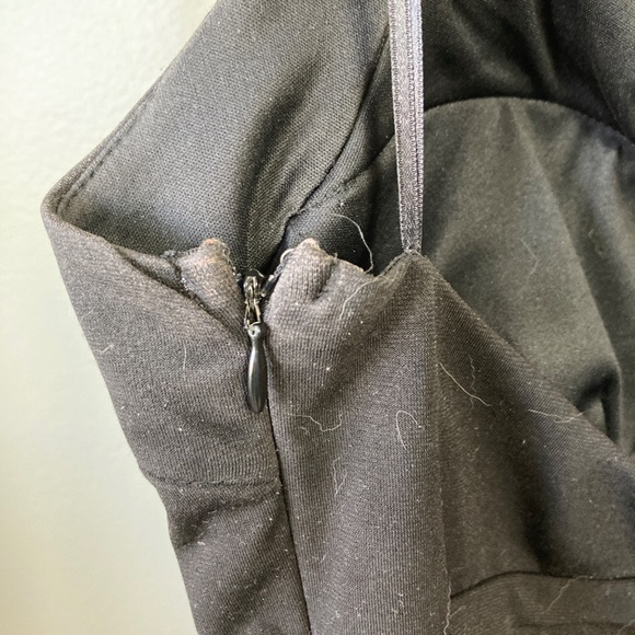 Black and Pink Halter tie dress - Picture 8 of 10